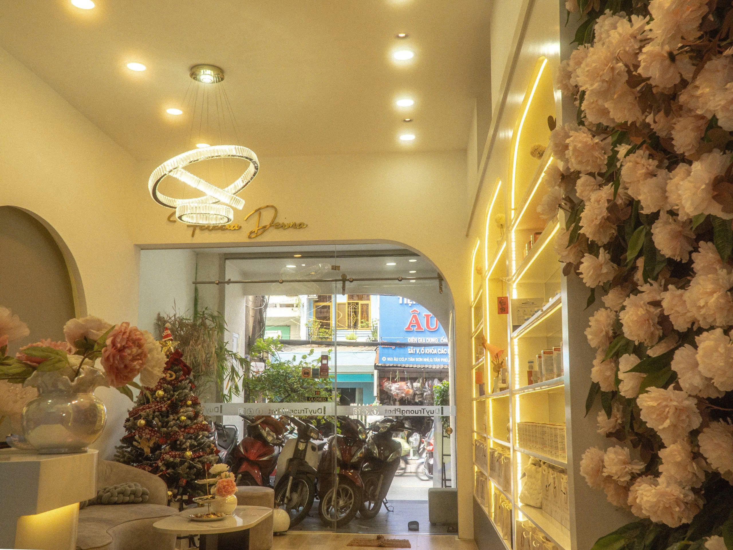 Trung Tâm Da Liễu Tân Bình — FeDerm Clinic 1046 Âu Cơ | BS. CKI Thục Đoan 6
