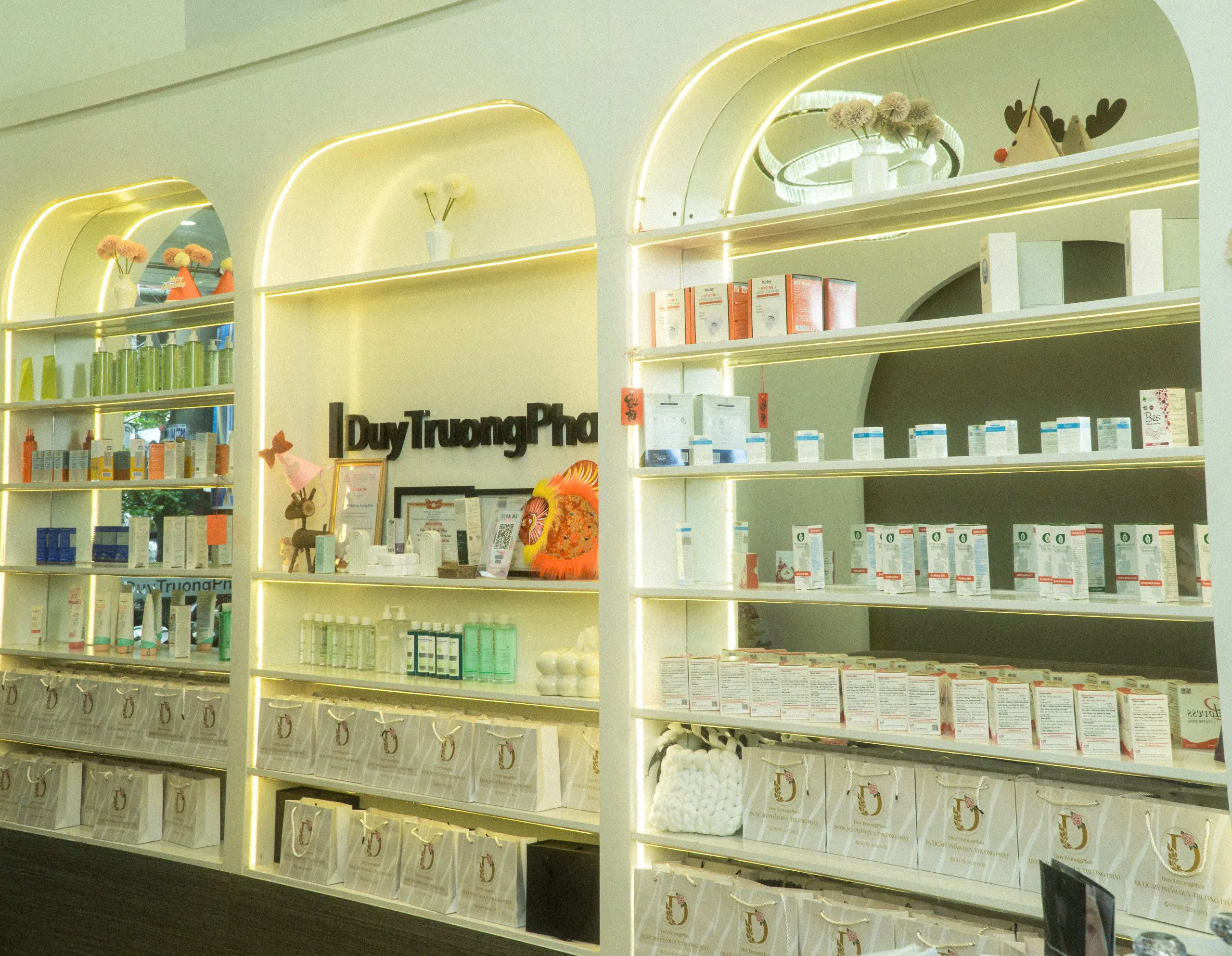 Trung Tâm Da Liễu Tân Bình — FeDerm Clinic 1046 Âu Cơ | BS. CKI Thục Đoan 5